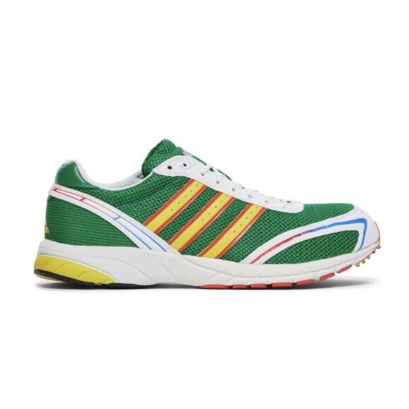 Athletic_Shoes